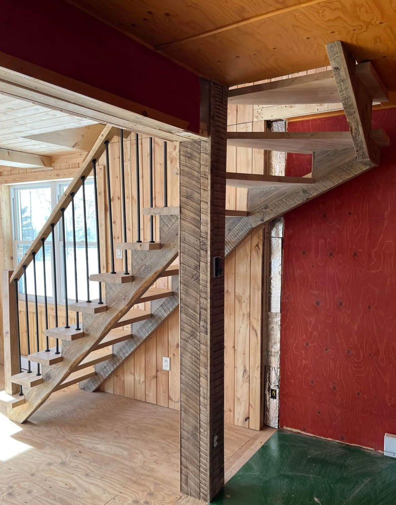 Construction d'escalier en bois